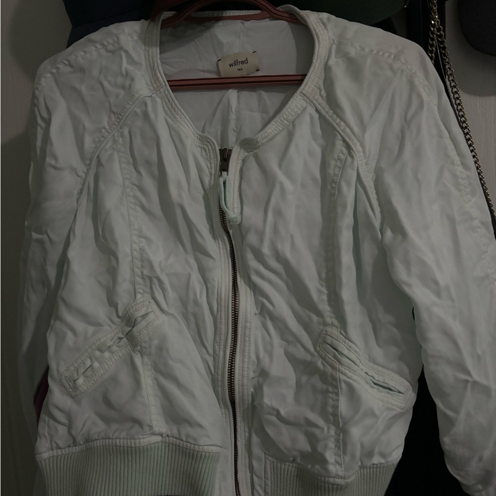 Aritzia Canter Zip Up in Baby blue size 10